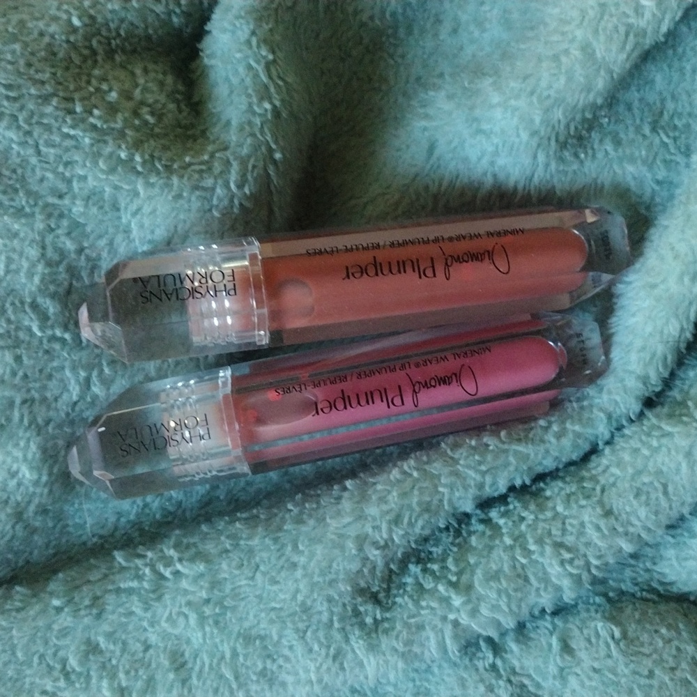 Diamond lip plumper